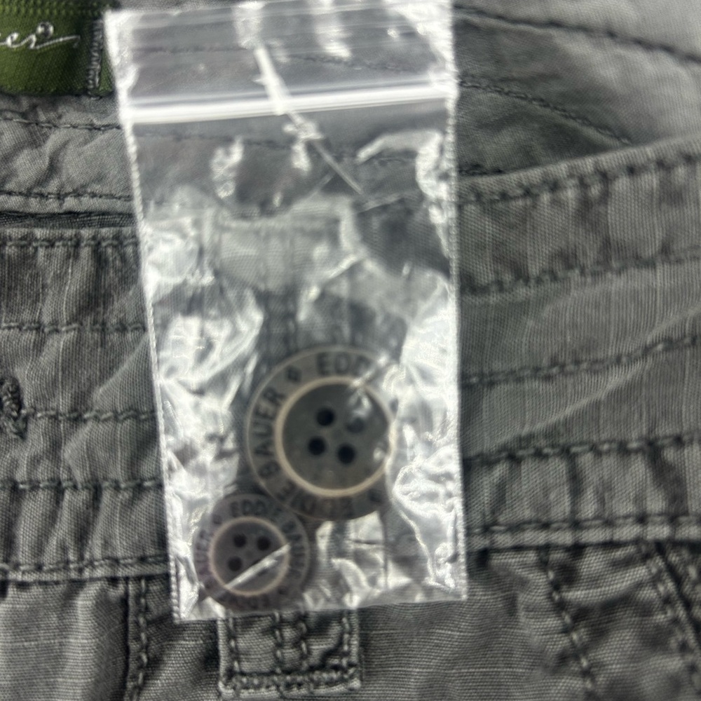 Eddie Bauer Charcoal Cargo Pants‎ for Men - Picture 4 of 10